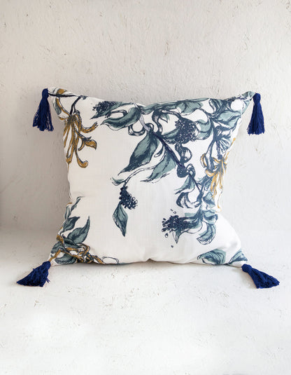 Snip Floral Throw Pillow Cover